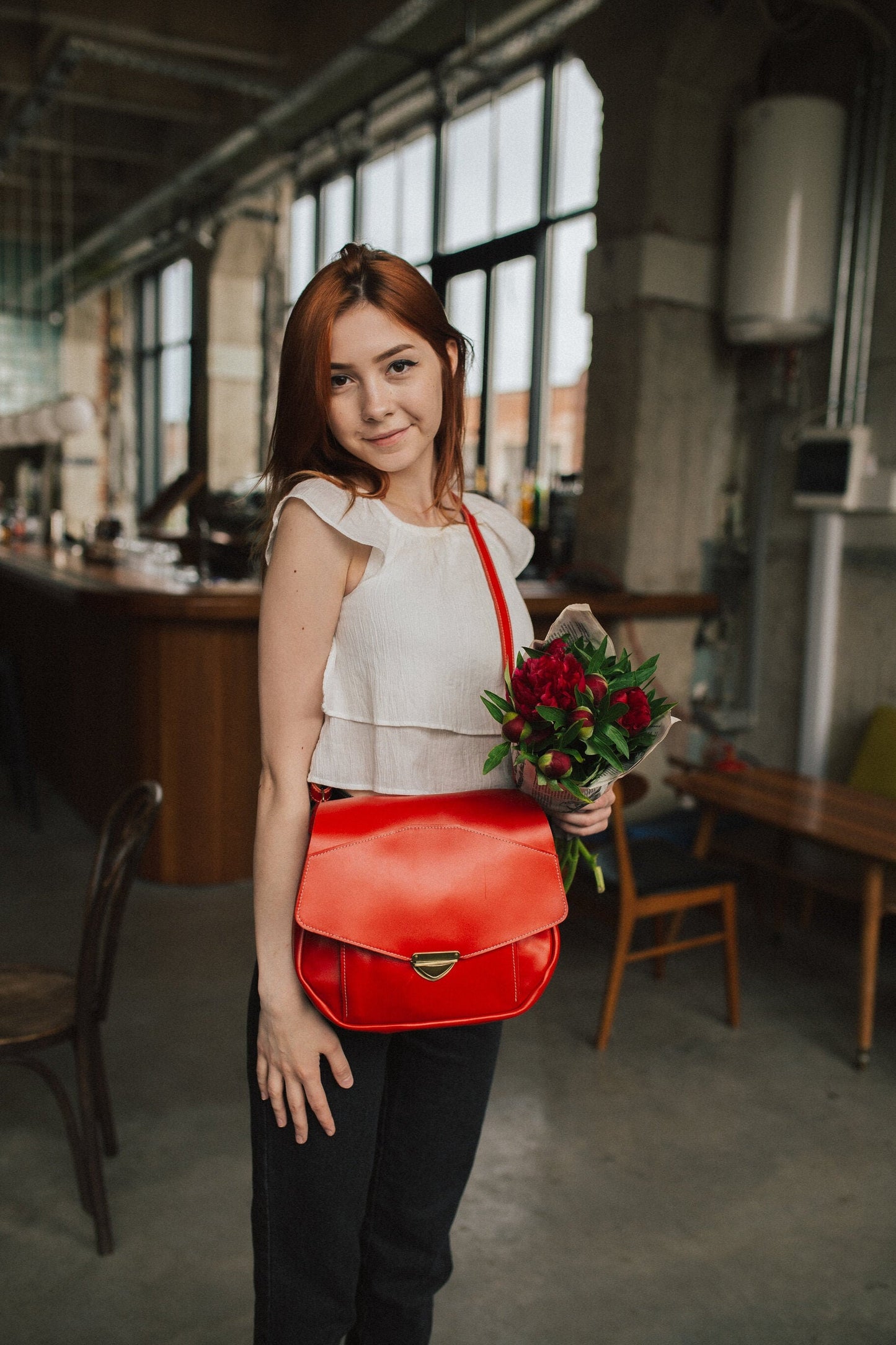 "Crossbody Bag in Luxury Leather for Women"